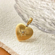 Natural White Diamond Heart Necklace 18K D0.05ct